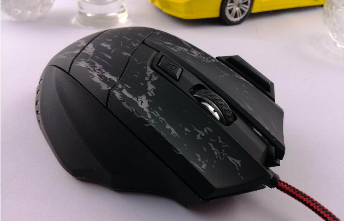 Secluded bat USB wired optical gaming mouse with breathing light the fire button 3200/5500DPI Rainbow for cafe LOL CF